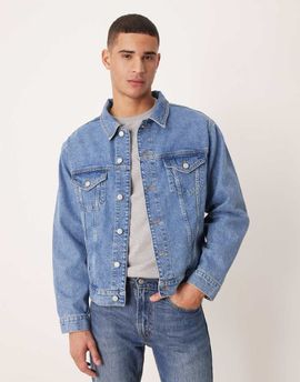 ASOS DESIGN ASOS DESIGN denim trucker jacket in midwash blue