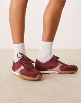 ASOS DESIGN ASOS DESIGN Dive lace up sneakers in burgundy-Red