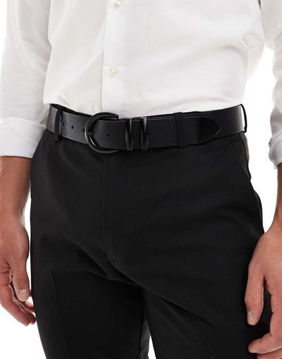 ASOS DESIGN ASOS DESIGN double keeper buckle belt in black faux leather