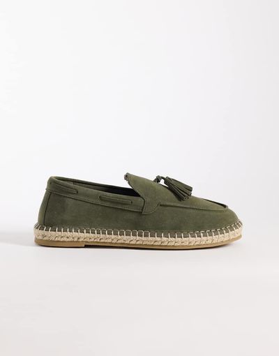 ASOS DESIGN ASOS DESIGN espadrilles with tassel in khaki suede-Green