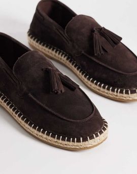 ASOS DESIGN ASOS DESIGN espadrilles with tassels in brown suede