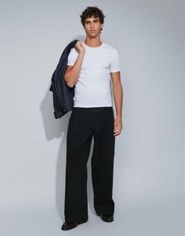 ASOS DESIGN ASOS DESIGN extreme baggy jeans in black with pleats
