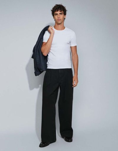 ASOS DESIGN ASOS DESIGN extreme baggy jeans in black with pleats