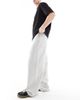 ASOS DESIGN ASOS DESIGN extreme baggy jeans in gray wash - 3