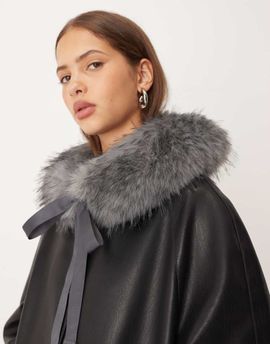 ASOS DESIGN ASOS DESIGN faux fur short collar in gray