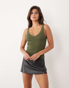 ASOS DESIGN ASOS DESIGN faux leather mini pelmet skort with slit in black