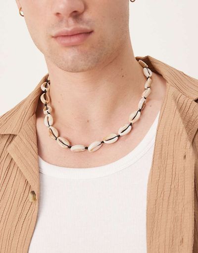 ASOS DESIGN ASOS DESIGN faux shell and cord necklace in cream-White
