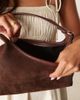 ASOS DESIGN ASOS DESIGN faux suede 90s shoulder bag in chocolate-Brown - 4