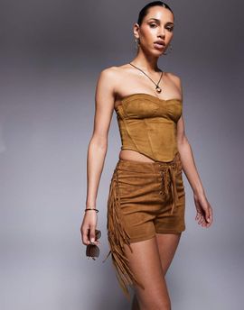 ASOS DESIGN ASOS DESIGN faux suede shorts with fringe detail in tan-Brown
