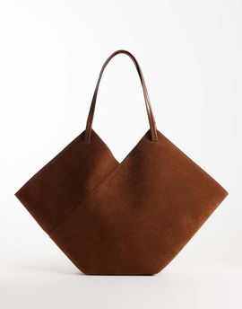 ASOS DESIGN ASOS DESIGN faux suede vase tote bag in chocolate-Brown