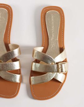 ASOS DESIGN ASOS DESIGN Feature interlocking flat sandals in gold
