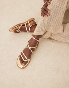 ASOS DESIGN ASOS DESIGN Fierce strappy sandals in gold