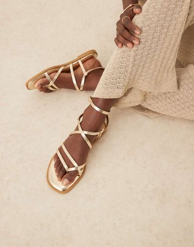 ASOS DESIGN ASOS DESIGN Fierce strappy sandals in gold