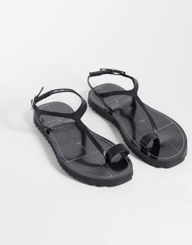 ASOS DESIGN ASOS DESIGN Filomena premium whipstitch skinny toe loop sandals in black leather