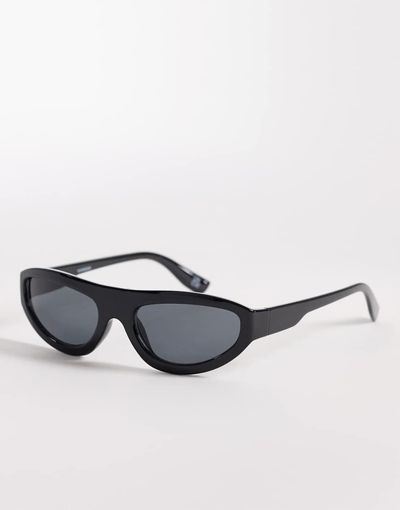 ASOS DESIGN ASOS DESIGN flatbrow sunglasses in black frame with smoke lens