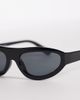 ASOS DESIGN ASOS DESIGN flatbrow sunglasses in black frame with smoke lens - 2
