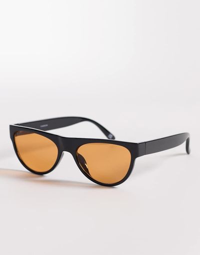 ASOS DESIGN ASOS DESIGN flatbrow sunglasses with black frames and amber lenses
