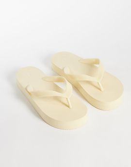 ASOS DESIGN ASOS DESIGN Flavio flip flops in buttermilk-Yellow