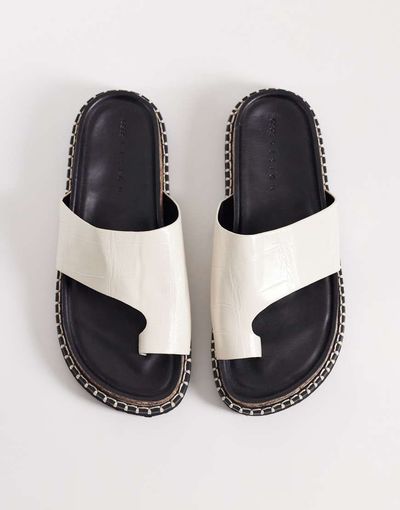 ASOS DESIGN ASOS DESIGN Floris toe loop flat sandals in off-white croc