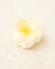 ASOS DESIGN ASOS DESIGN flower hair claw in ombre yellow-White - 2