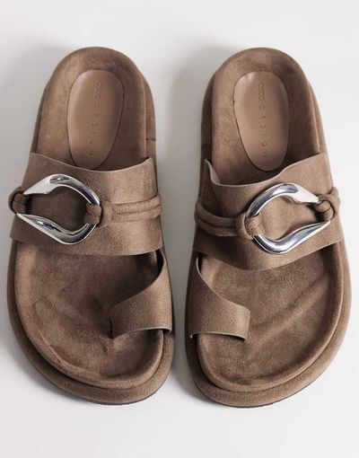 ASOS DESIGN ASOS DESIGN Francisco footbed sandals with metal trim in olive suedette-Green