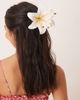 ASOS DESIGN ASOS DESIGN hair claw with faux lily flowers in pink-White - 1