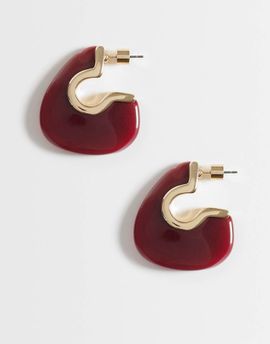 ASOS DESIGN ASOS DESIGN half hoop earrings with burgundy resin design in gold tone-Red