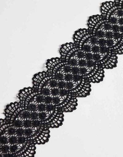ASOS DESIGN ASOS DESIGN Halloween wide choker necklace in black lace-MULTI