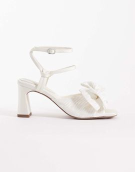 ASOS DESIGN ASOS DESIGN Happiness bow detail block heeled sandal in ivory plisse-White