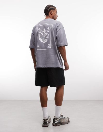 ASOS DESIGN ASOS DESIGN heavyweight oversized T-shirt with leaf graphic in gray wash
