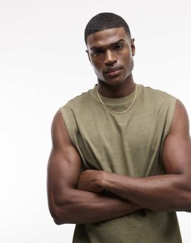 ASOS DESIGN ASOS DESIGN heavyweight oversized tank in washed khaki-Green