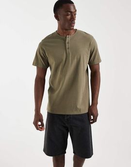 ASOS DESIGN ASOS DESIGN heavyweight regular fit T-shirt with henley neck in washed khaki-Green