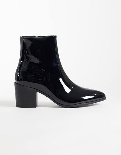 ASOS DESIGN ASOS DESIGN heeled zip up boots in black patent