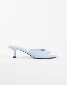 ASOS DESIGN ASOS DESIGN High-five kitten heel mules in pale blue