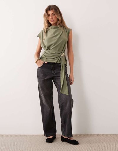 ASOS DESIGN ASOS DESIGN high neck top with belt in khaki set-Green