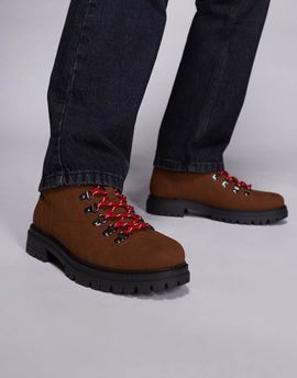 ASOS DESIGN ASOS DESIGN hiker lace up boots in tan suedette on cleated sole-Brown