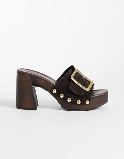 ASOS DESIGN ASOS DESIGN Hometown premium oversized buckle detail heeled mule clogs in chocolate suede-Brown