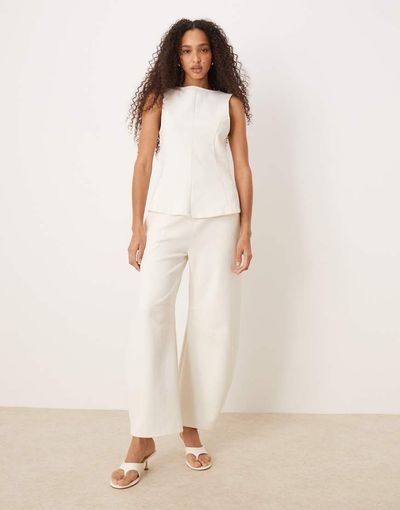 ASOS DESIGN ASOS DESIGN interlock barrel leg sweatpants in coconut milk - part of a set-White