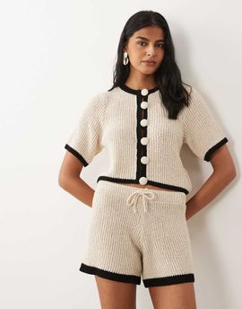 ASOS DESIGN ASOS DESIGN knit shorts in ecru - part of a set-White