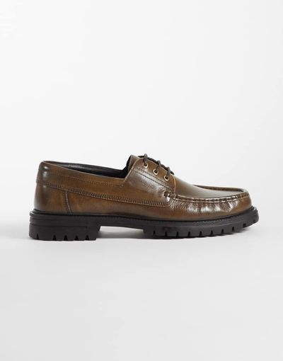 ASOS DESIGN ASOS DESIGN lace-up boat shoes with cleated sole in distressed brown leather