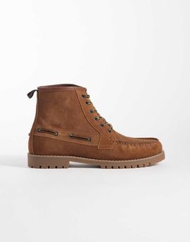 ASOS DESIGN ASOS DESIGN lace up apron boots with lace detailing in tan suede-Brown