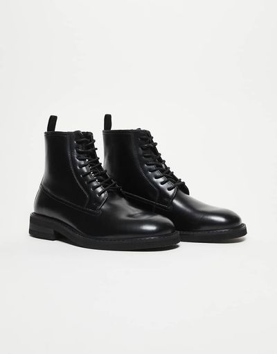 ASOS DESIGN ASOS DESIGN lace up boots in black leather with cleated soles