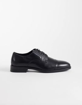 ASOS DESIGN ASOS DESIGN lace up brogues with toe cap in black leather