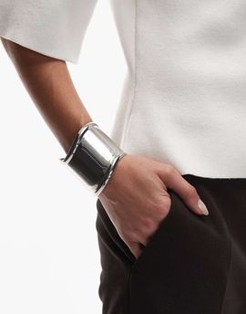 ASOS DESIGN ASOS DESIGN large cuff bracelet in silver tone