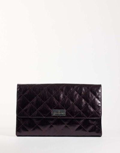 ASOS DESIGN ASOS DESIGN large quilted clutch bag in burgundy-RED