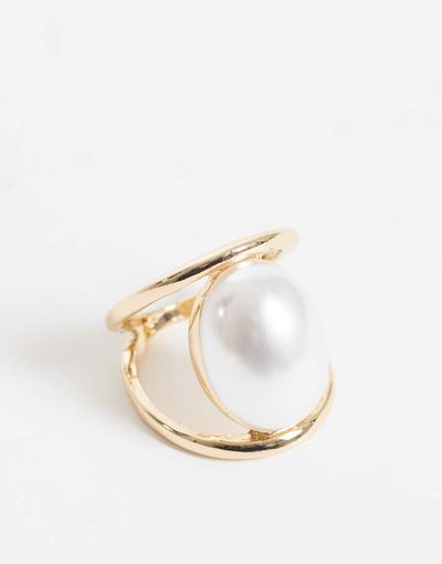 ASOS DESIGN ASOS DESIGN large ring with faux pearl set in gold tone