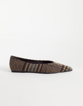 ASOS DESIGN ASOS DESIGN Lari pointed toe ballet flats in plaid-Multi