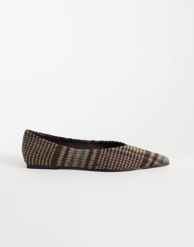 ASOS DESIGN ASOS DESIGN Lari pointed toe ballet flats in plaid-Multi