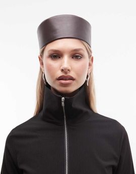ASOS DESIGN ASOS DESIGN leather pillbox hat in chocolate-Brown