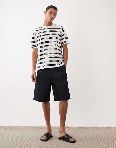 ASOS DESIGN ASOS DESIGN lightweight loose denim jorts in raw wash with pleats-Blue